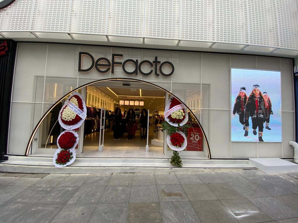 DeFacto’nun konsept mağazası Osmanbey’de açıldı
