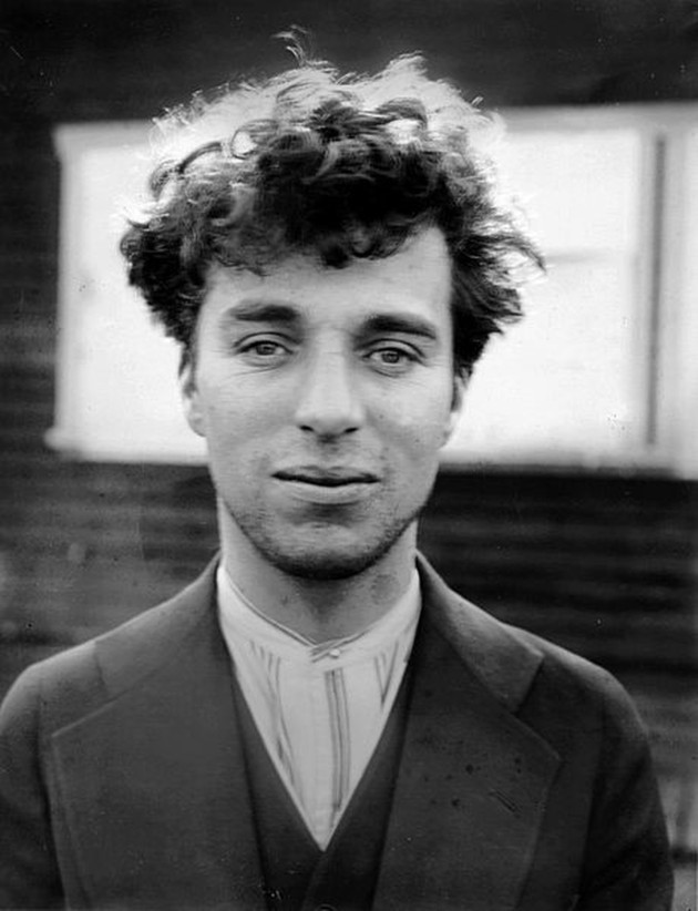 Sinema tarihinin unutulmaz komedyeni ve en büyük dehası, Charlie Chaplin