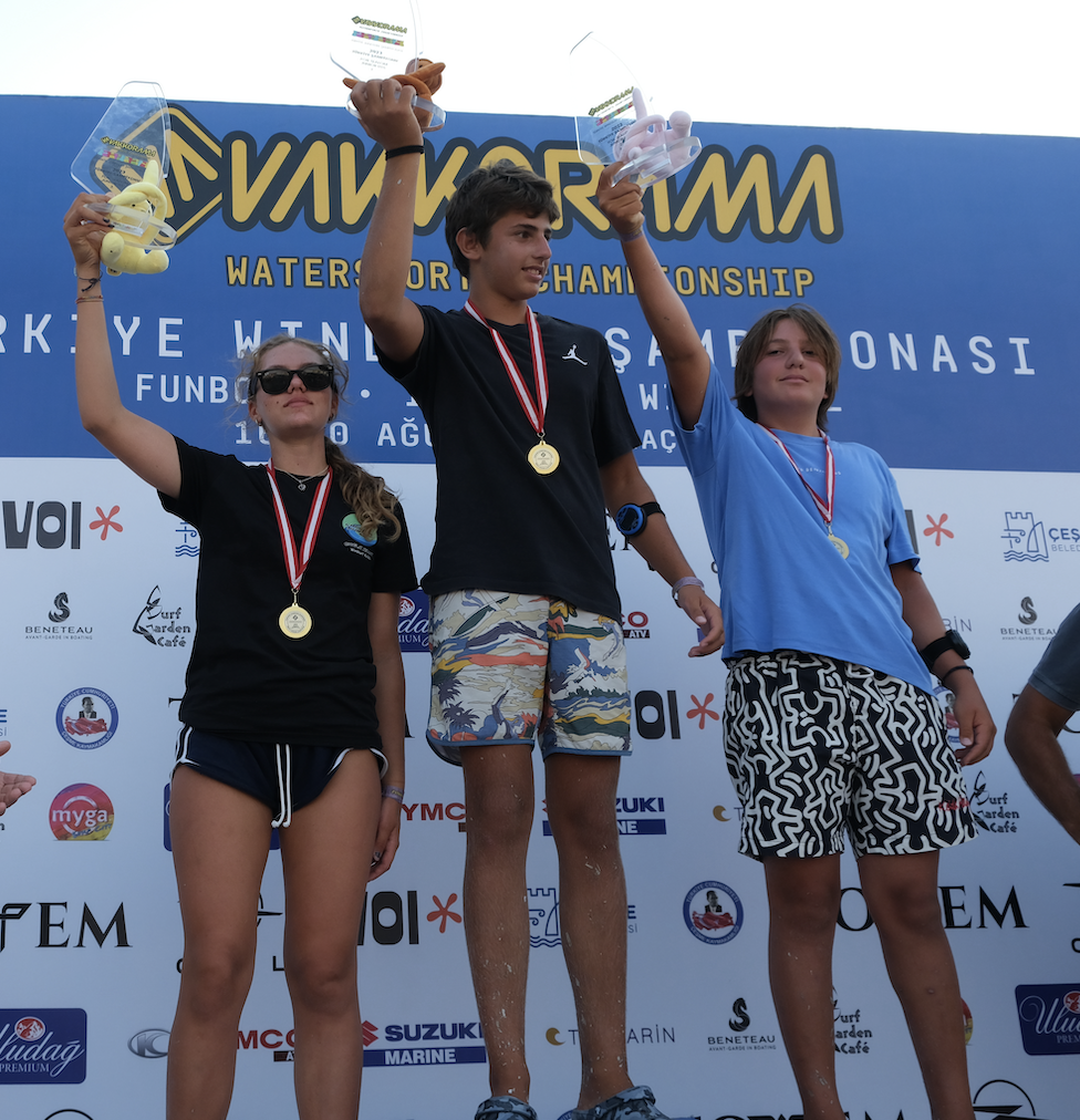 Vakkorama ile Türkiye Windsurf Şampiyonası   Rekor Katılımla Sona Erdi